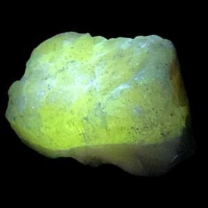 Pink Crackle Milk‎ Glass Layered Art Glass Cullet Glowing Manganese Slag #4GX258